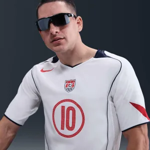 Alternative view of Landon Donovan USMNT 2004 Total 90 Reissue Men's Nike Soccer Replica Jersey