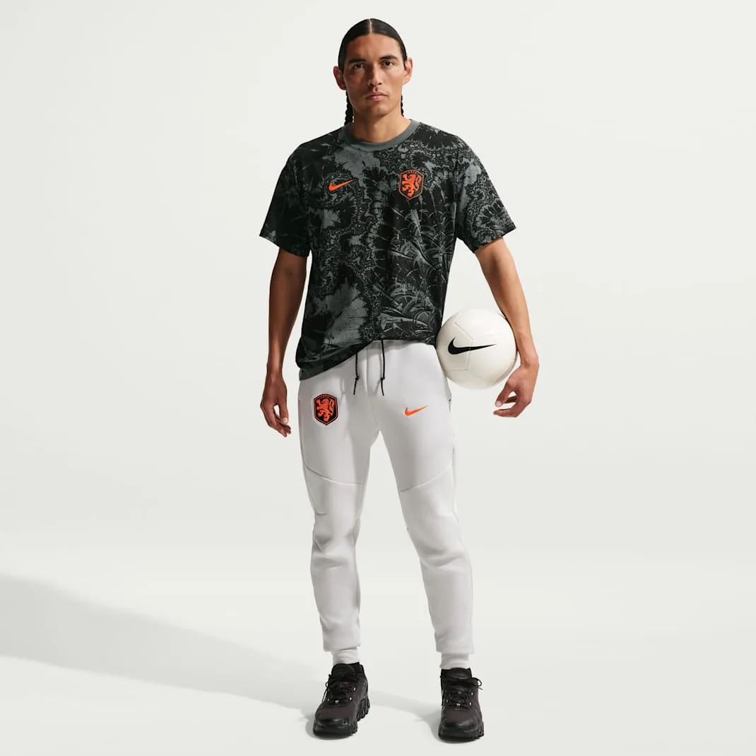 Netherlands Men's Nike Soccer T-Shirt Q - Image 4