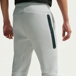 Alternative view of Netherlands Tech Fleece Men's Nike Soccer Joggers