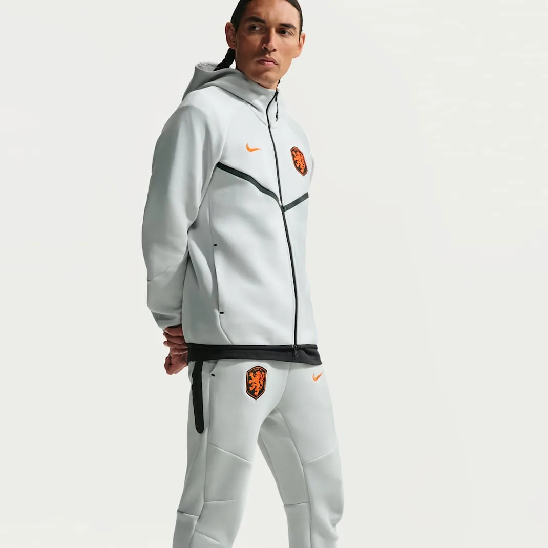 Netherlands Tech Fleece Men's Nike Soccer Joggers - Image 4