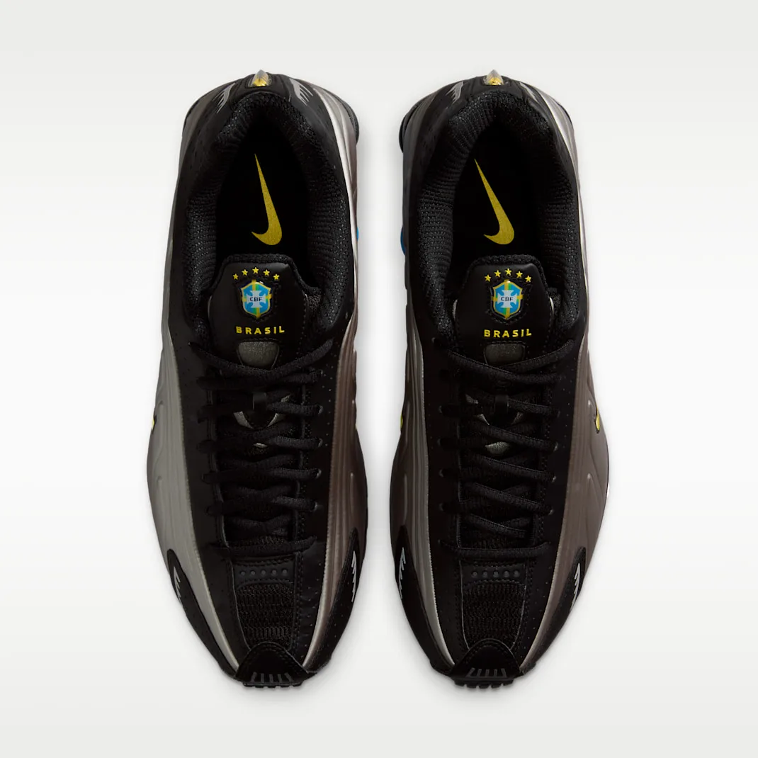 Nike Shox R4 Men's Shoes - Image 2